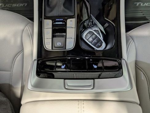 Used 2023 Hyundai Tucson SEL w/ Convenience Package image 23