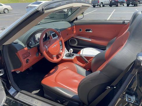 Used 2007 Chrysler Crossfire Limited RWD image 12