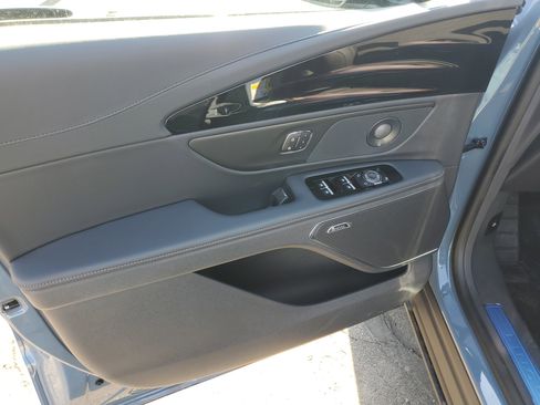 New 2026 Lincoln Nautilus Reserve w/ Jet Appearance Package image 8