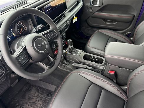 New 2026 Jeep Wrangler Unlimited Rubicon AWD/4WD image 9