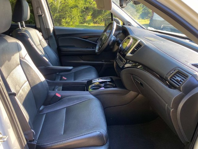 Used 2018 Honda Pilot Elite image 35