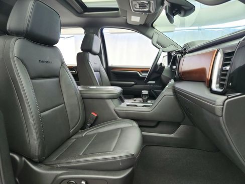 Used 2022 GMC Sierra 1500 Denali AWD/4WD image 33