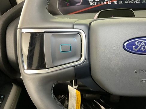 New 2025 Ford Expedition Active image 26