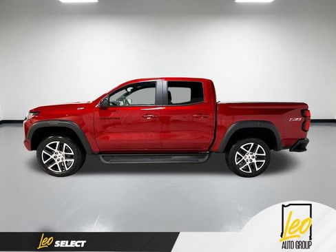 Used 2023 Chevrolet Colorado Z71 w/ Z71 Convenience Package 2 AWD/4WD image 12
