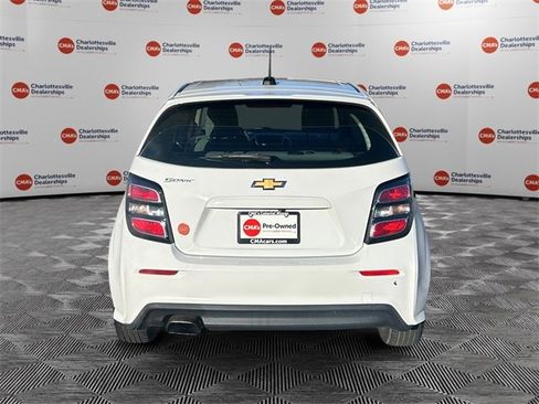 Used 2018 Chevrolet Sonic LT image 4
