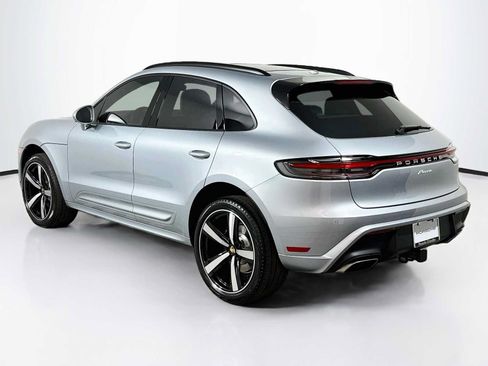 Certified 2026 Porsche Macan AWD/4WD image 3