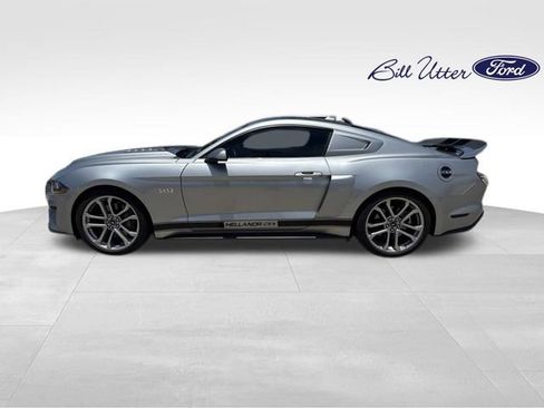 Used 2022 Ford Mustang GT Premium RWD image 9