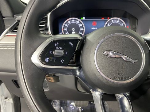 Used 2025 Jaguar F-PACE R-Dynamic S image 10