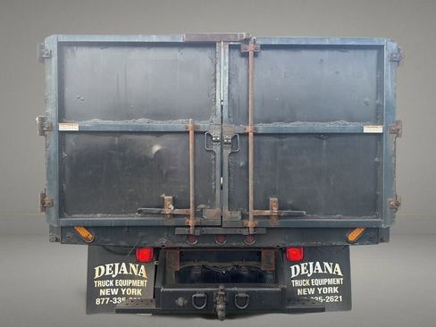 Used 2017 Ford F550 4x4 Regular Cab Super Duty image 3