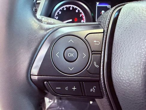 Used 2022 Toyota Camry SE image 20