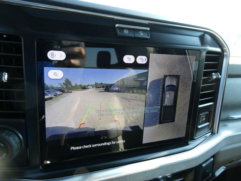 New 2027 Ford F250 Platinum w/ Platinum Plus Package AWD/4WD image 31
