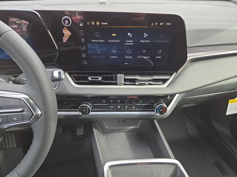 New 2026 Chevrolet Equinox LT w/ Safety and Technology Package image 23