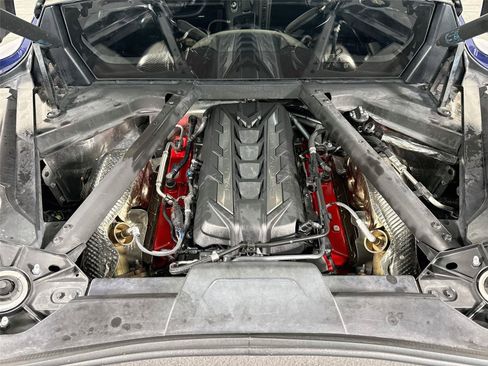 Used 2025 Chevrolet Corvette Stingray Preferred Cpe w/ 2LT RWD image 26