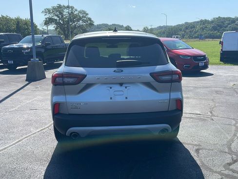 Used 2023 Ford Escape Active AWD/4WD image 4