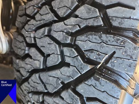 Certified 2025 Ford Ranger Raptor AWD/4WD image 11