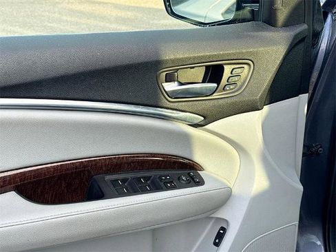 Used 2018 Acura MDX SH-AWD w/ Technology Package image 15