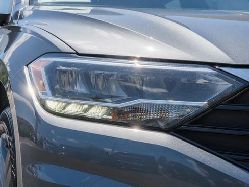 Used 2019 Volkswagen Jetta R-Line w/ R-Line Cold Weather Package FWD image 11