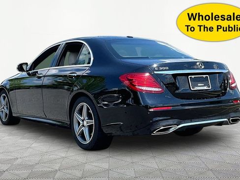 Used 2017 Mercedes-Benz E 300 image 4