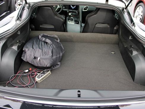 Used 2016 Chevrolet Corvette Z06 w/ Battery Protection Package image 22