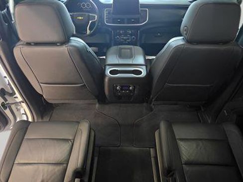 Used 2021 Chevrolet Tahoe LT w/ LT Signature Package image 33