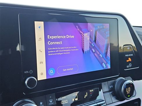 Used 2023 Toyota Highlander Platinum image 12