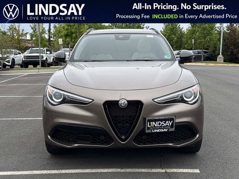 Used 2019 Alfa Romeo Stelvio Sport w/ Quick Order Package 22J Sport AWD/4WD image 7