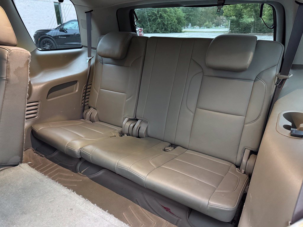 Used 2018 Chevrolet Tahoe LT w/ LT Signature Package AWD/4WD image 16