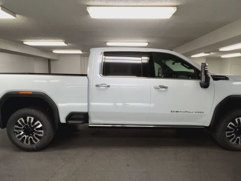 New 2026 GMC Sierra 2500 Denali Ultimate image 45