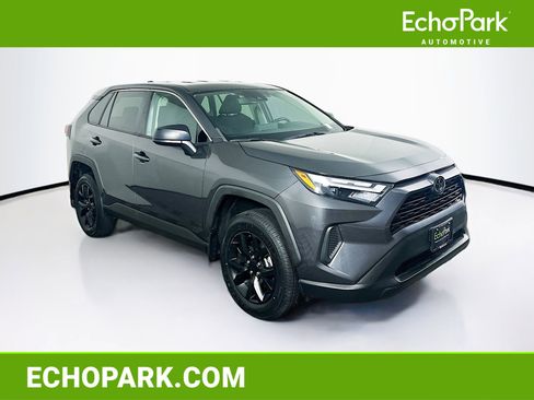 Used 2024 Toyota RAV4 LE image 1