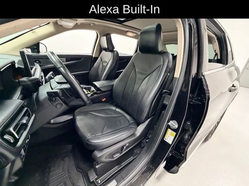 Used 2023 Lincoln Nautilus Reserve w/ Equipment Group 201A image 10