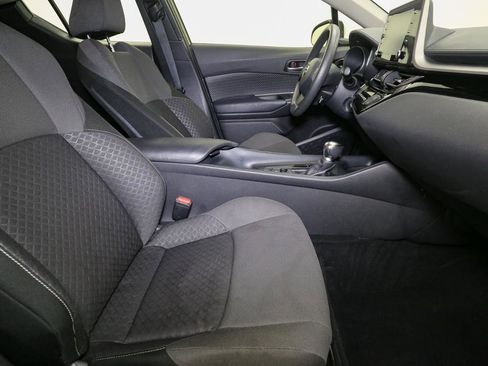 Used 2021 Toyota C-HR LE image 18