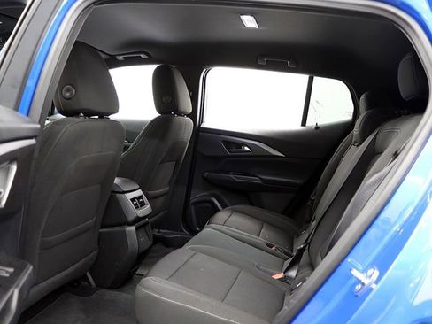 Used 2025 Chevrolet Equinox EV LT image 15