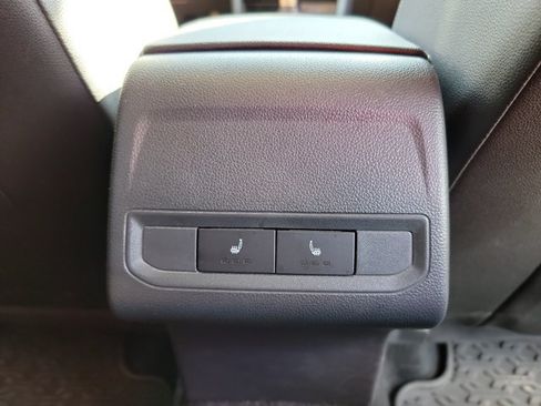 Used 2024 Volkswagen Jetta SEL FWD image 17
