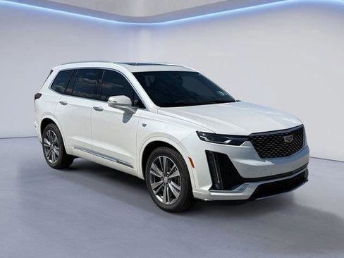 Used 2020 Cadillac XT6 Premium Luxury image 1