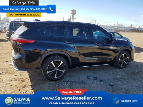 Used 2022 Toyota Highlander XSE image 4