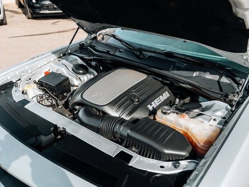 Used 2019 Dodge Challenger R/T w/ Plus Package image 43