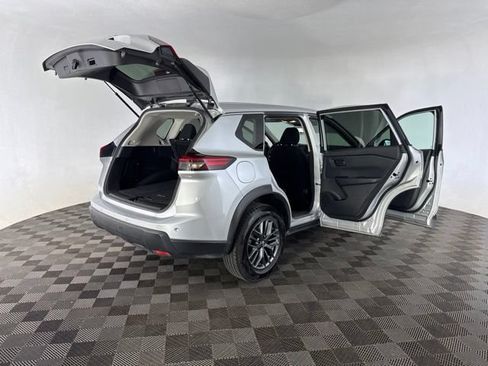 Certified 2024 Nissan Rogue S FWD image 14
