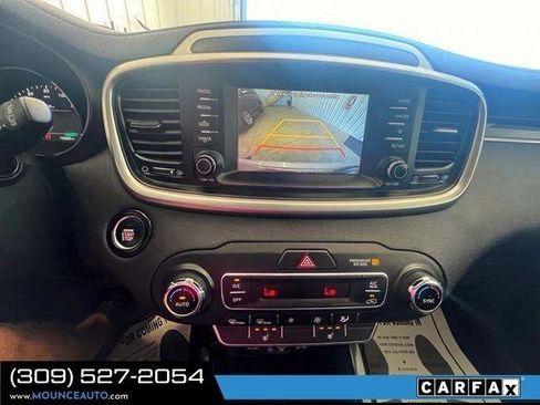 Used 2020 Kia Sorento EX FWD image 23