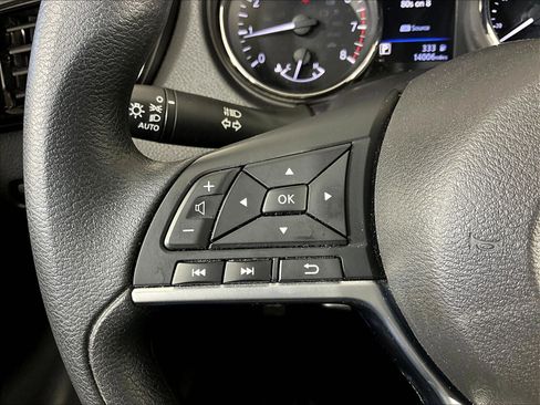 Used 2022 Nissan Rogue Sport S FWD image 10