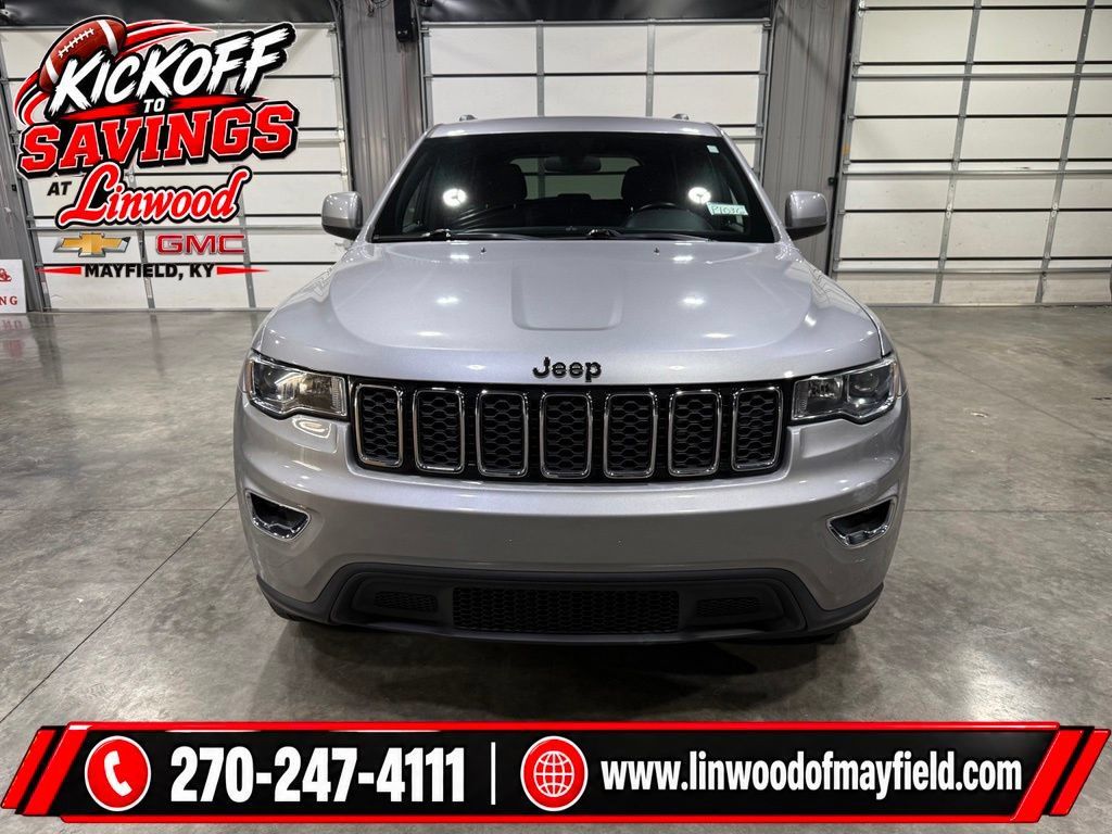 Used 2021 Jeep Grand Cherokee Laredo AWD/4WD image 5