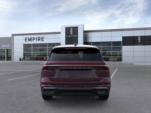 New 2025 Lincoln Nautilus Premier w/ Jet Appearance Package image 5