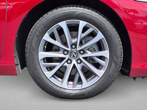 Certified 2022 Lexus ES 350 F Sport w/ Accessory Package FWD image 14