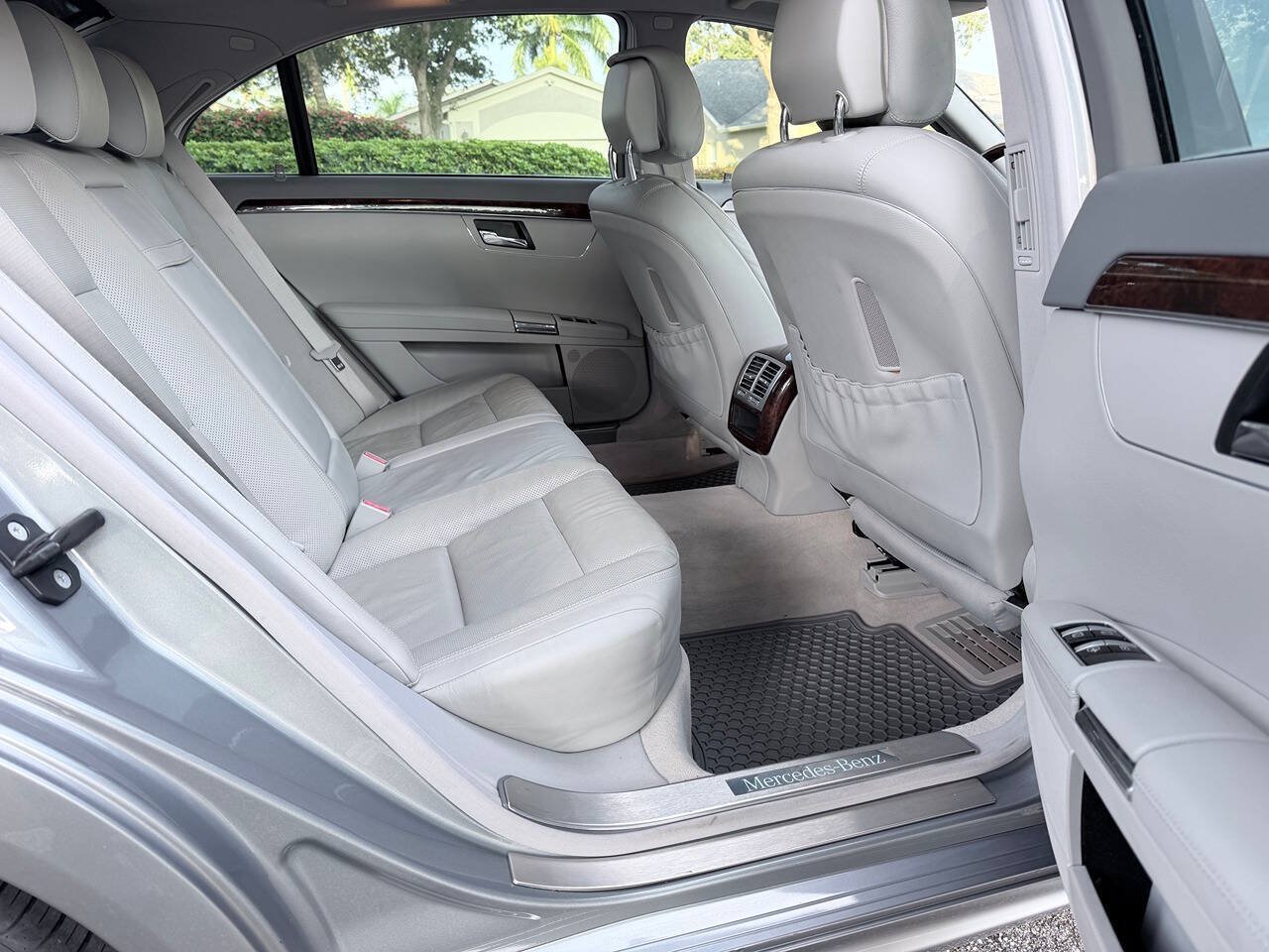 Used 2011 Mercedes-Benz S 550 w/ Sport Pkg Plus One image 16