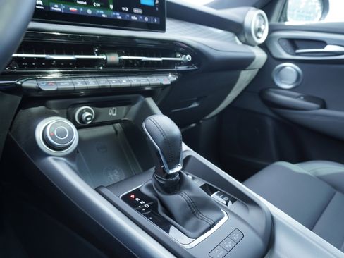 Used 2024 Alfa Romeo Tonale Ti image 14