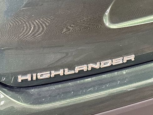 Used 2023 Toyota Highlander L image 23