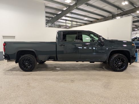 Used 2026 Chevrolet Silverado 2500 LTZ w/ Trail Boss Package AWD/4WD image 2