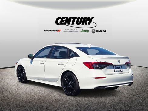 Used 2024 Honda Civic Sport image 6