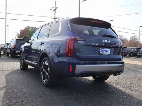 New 2025 Kia Telluride S image 5