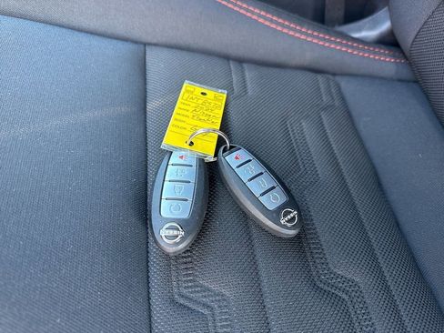 Used 2024 Nissan Frontier PRO-4X w/ Pro Convenience Package image 36