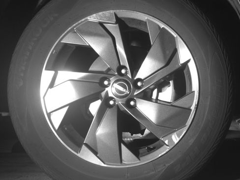 Used 2025 Nissan Rogue SV image 13